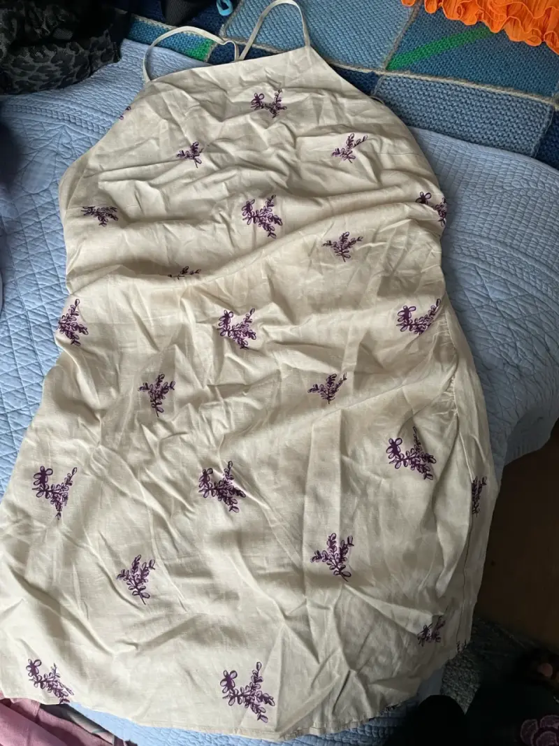 Vestido de tirantes con bordado floral - 4