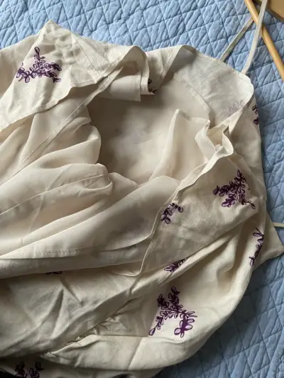 Vestido de tirantes con bordado floral - miniatura 6