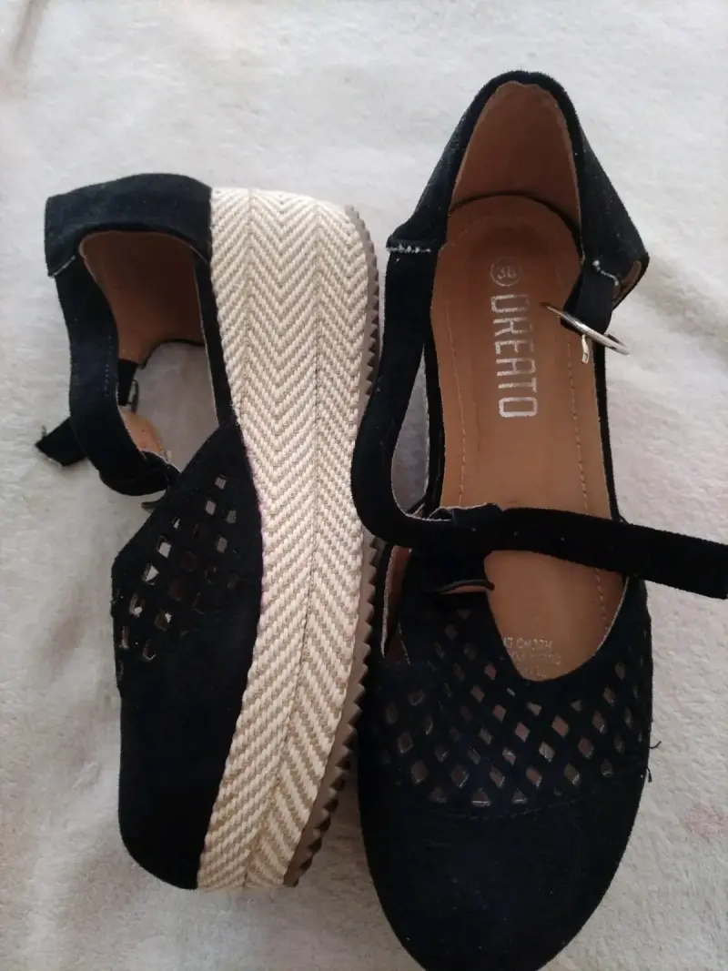 Zapatos de plataforma negros para mujer marca Ocreato - 2
