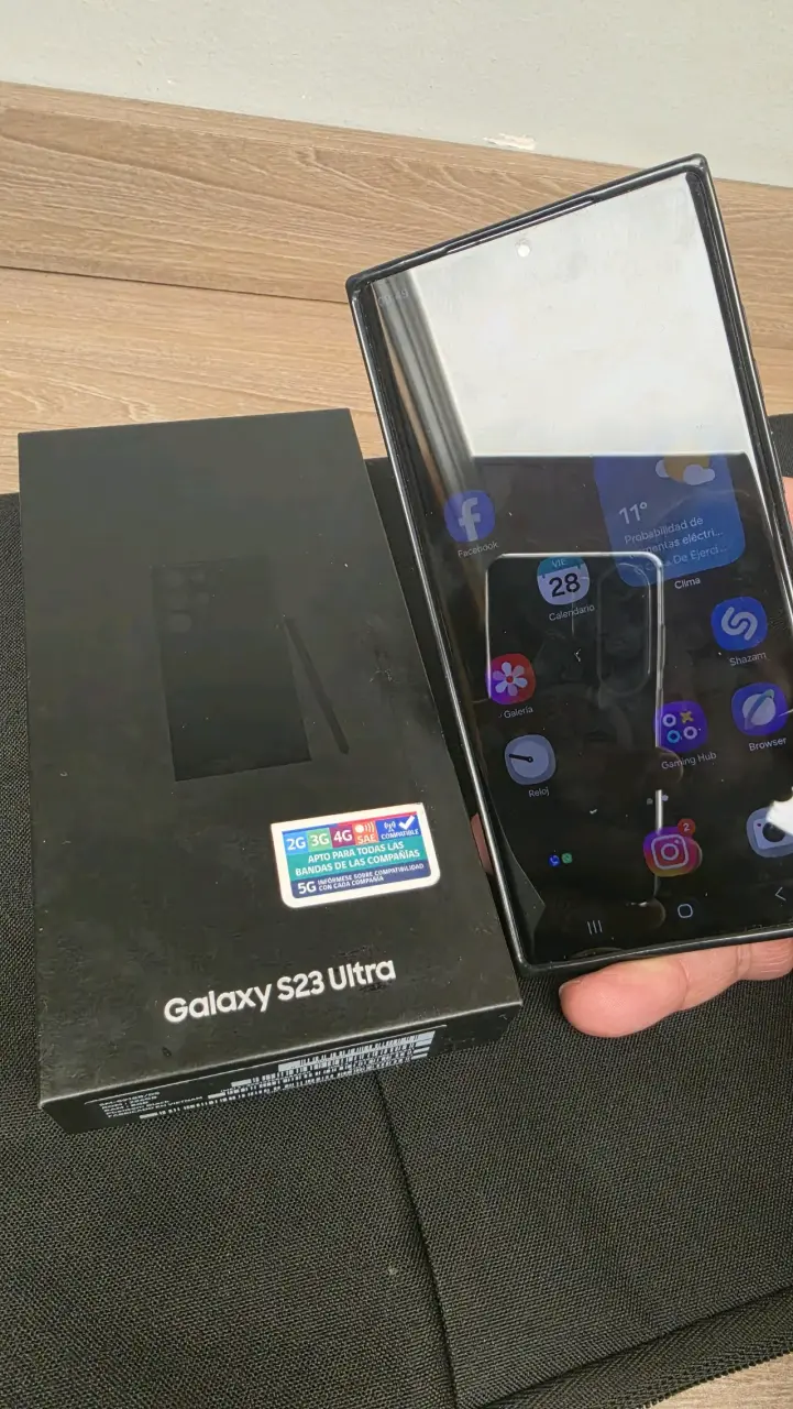 Samsung Galaxy S23 Ultra en excelente estado - 2