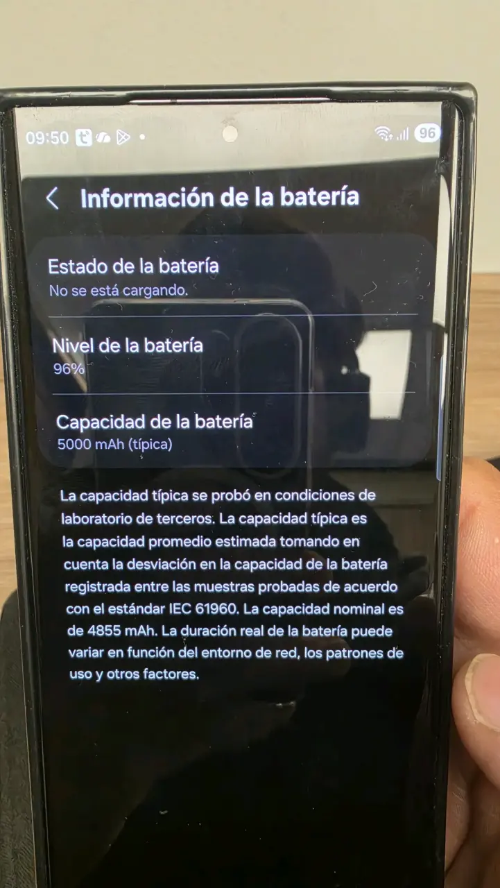 Samsung Galaxy S23 Ultra en excelente estado - 4