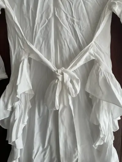 Blusa blanca con volantes Zara Basic - miniatura 2