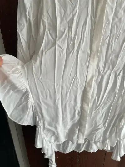 Blusa blanca con volantes Zara Basic - miniatura 4