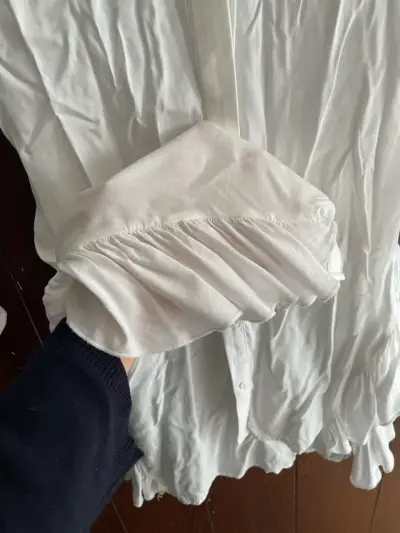 Blusa blanca con volantes Zara Basic - miniatura 5