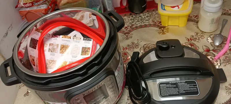 Olla a Presión Eléctrica Instant Pot 7 en 1 - 1