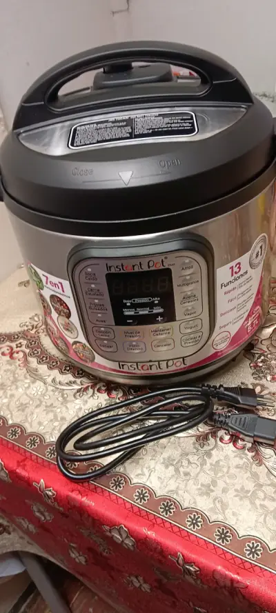 Olla a Presión Eléctrica Instant Pot 7 en 1 - miniatura 2
