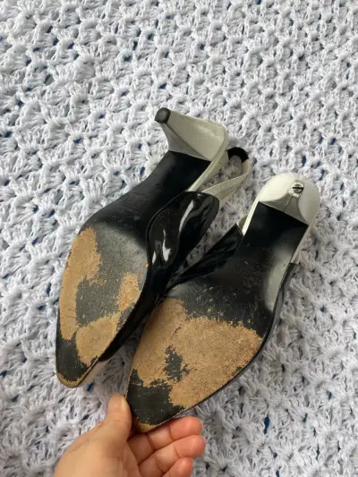 Zapatos de tacón Badan en blanco y negro - miniatura 3