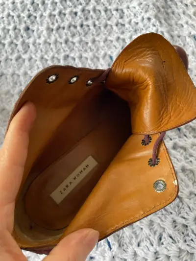 Botines de cuero burdeos Zara Woman con tacón alto - miniatura 2