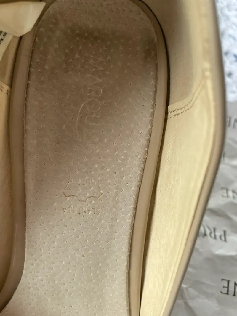 Zapatos de tacón beige en charol - 5