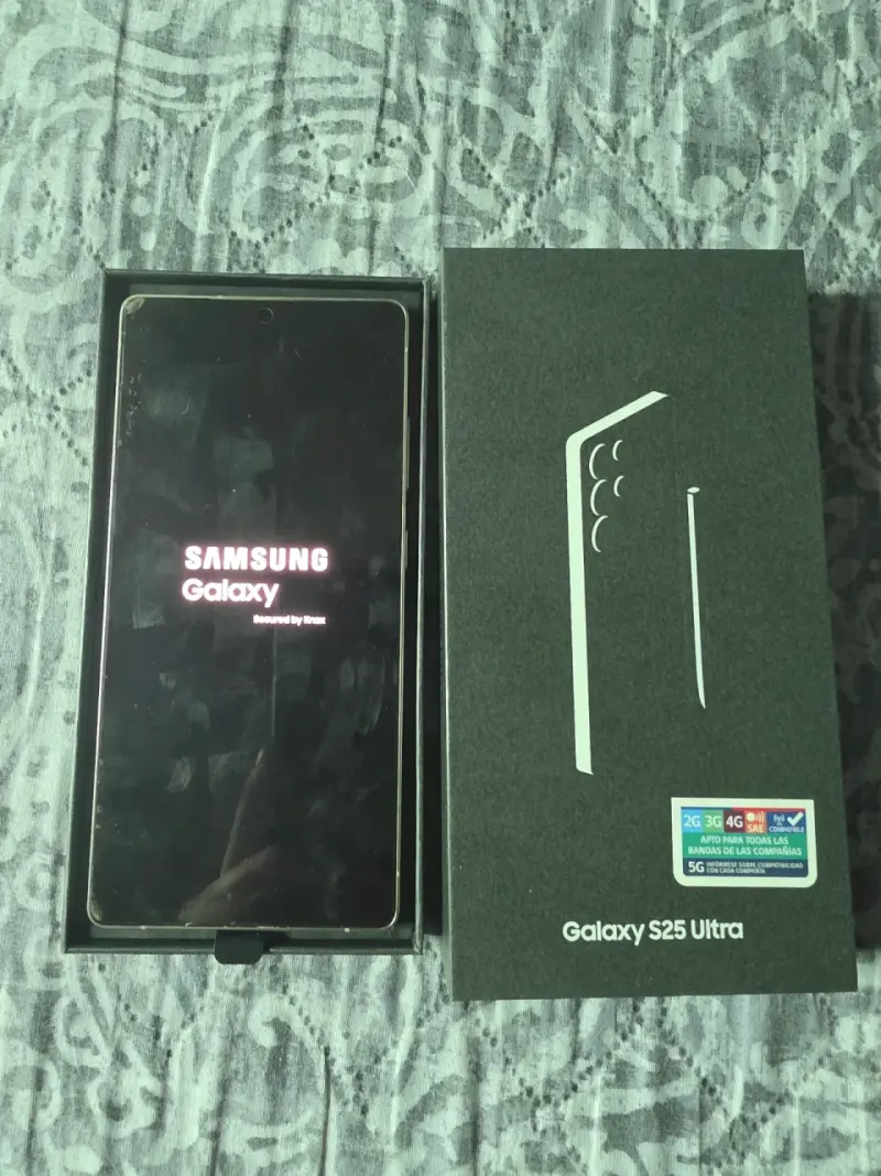 Samsung Galaxy S25 Ultra en buen estado - 2