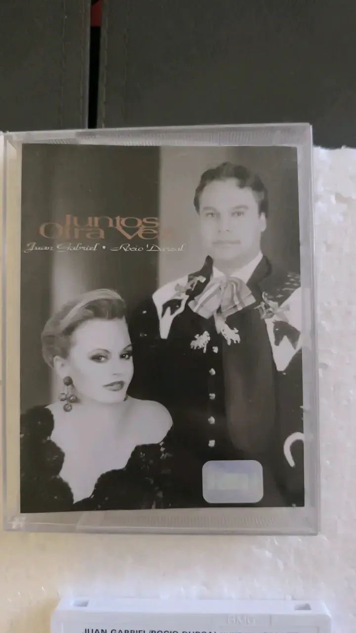 Cassette Juntos Otra Vez de Juan Gabriel y Rocío Dúrcal - 1