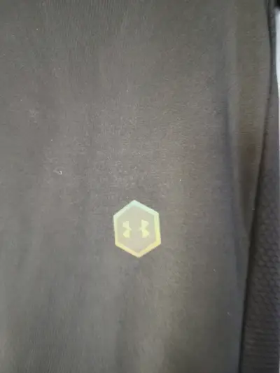 Polera deportiva negra Under Armour Rush - miniatura 6