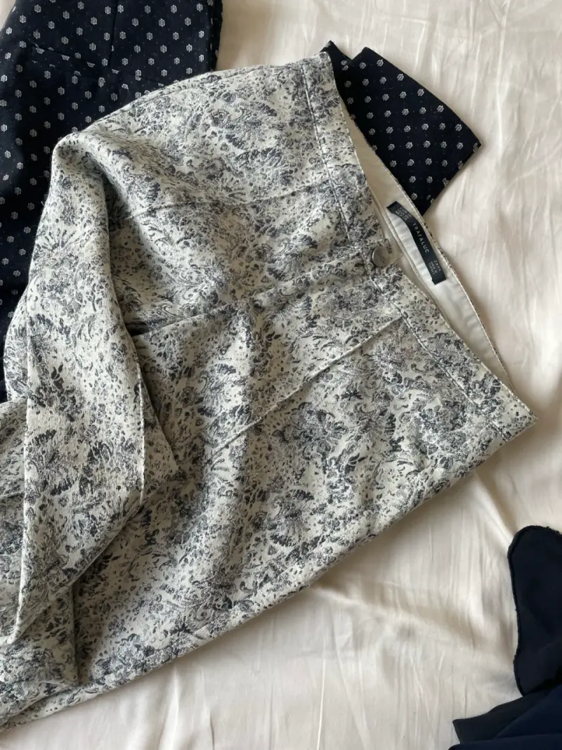Pantalones estampados para mujer Zara y  H&M - 3