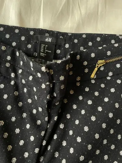 Pantalones estampados para mujer Zara y  H&M - miniatura 4