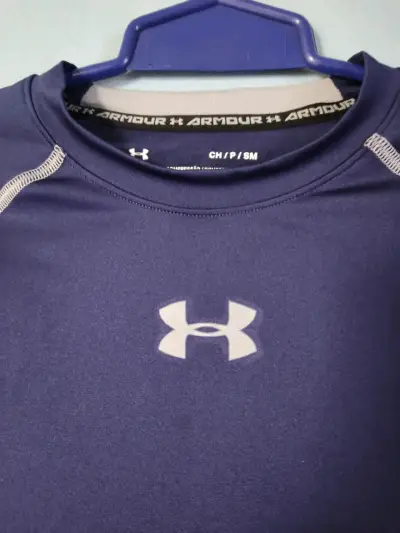 Polera de compresión Under Armour HeatGear azul - miniatura 2