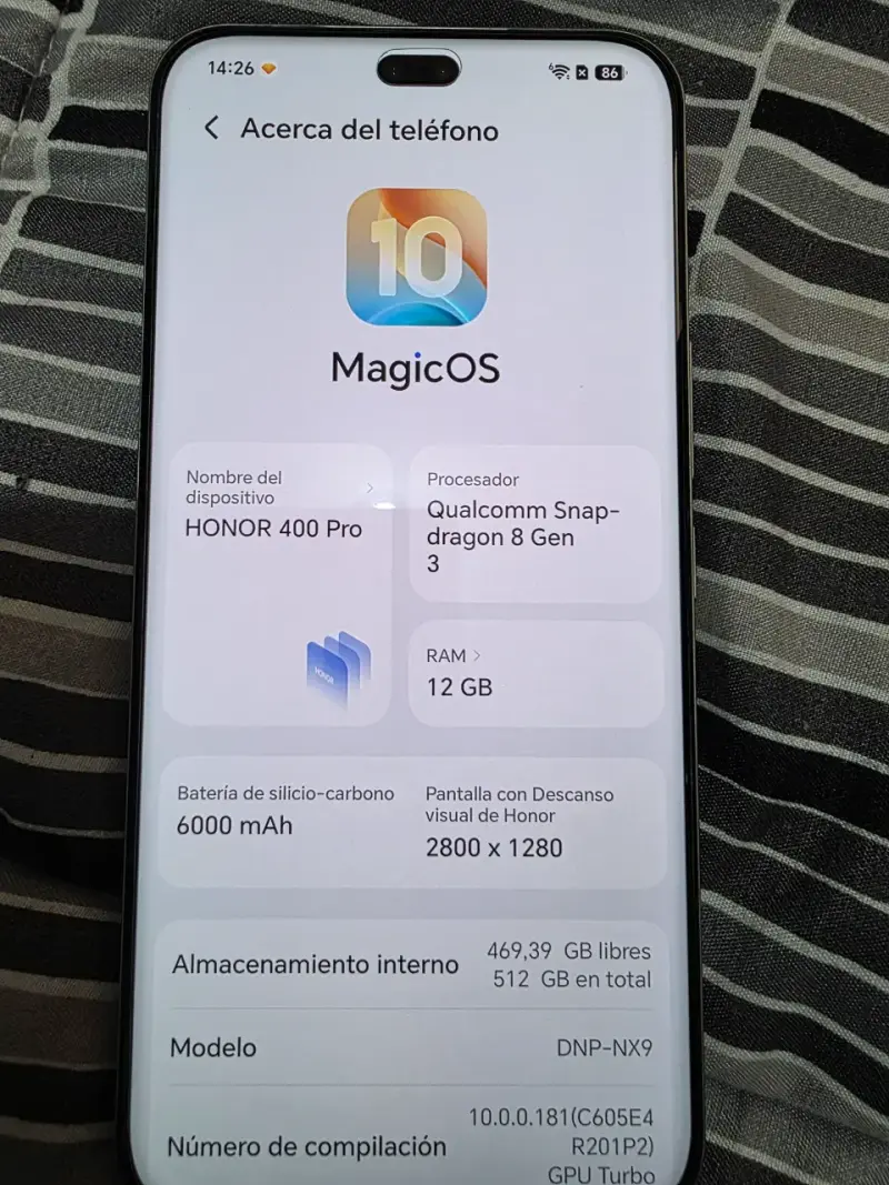 Smartphone Honor 400 Pro con accesorios - 3