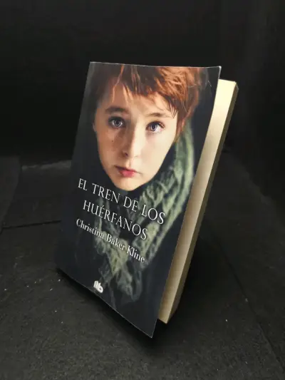 Libro 'El Tren de los Huérfanos' de Christina Baker Kline - miniatura 3