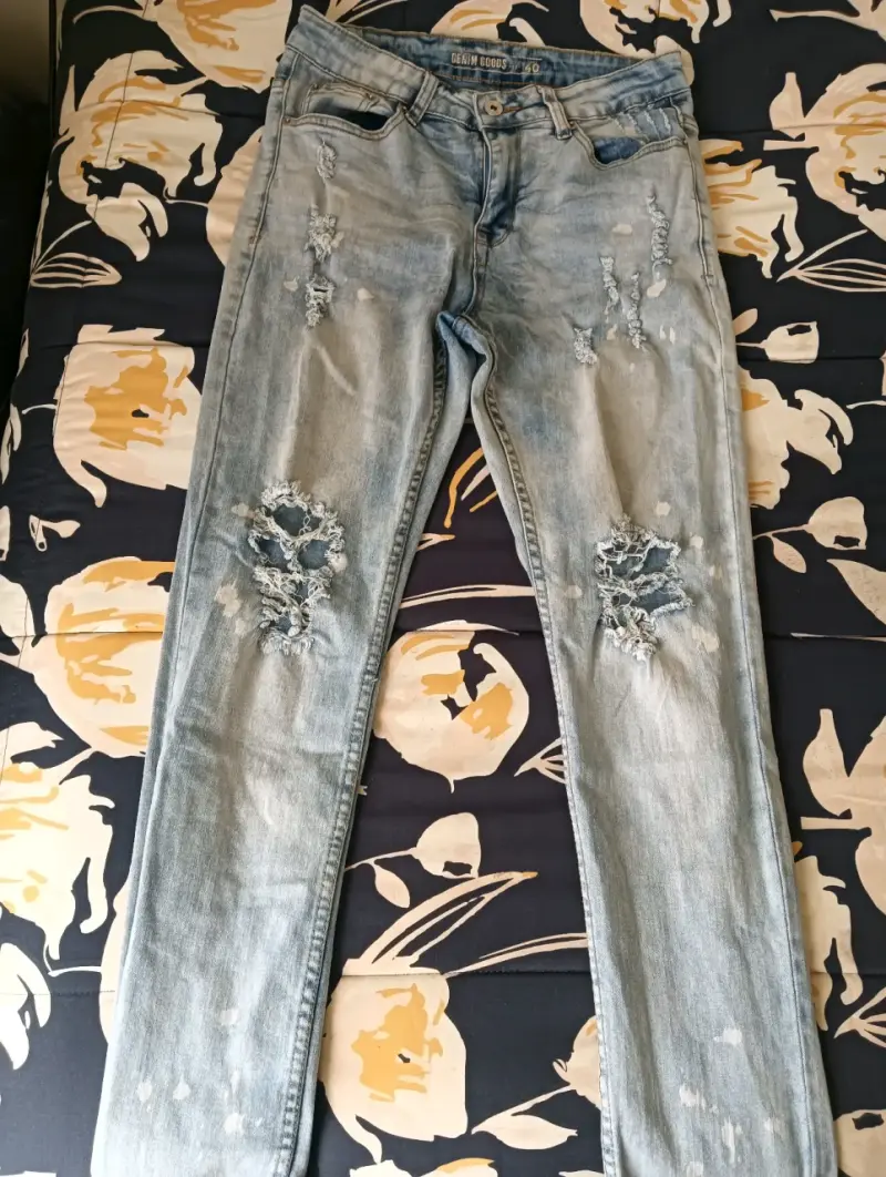 Jeans desgastados Denim Goods talla 40 - 2