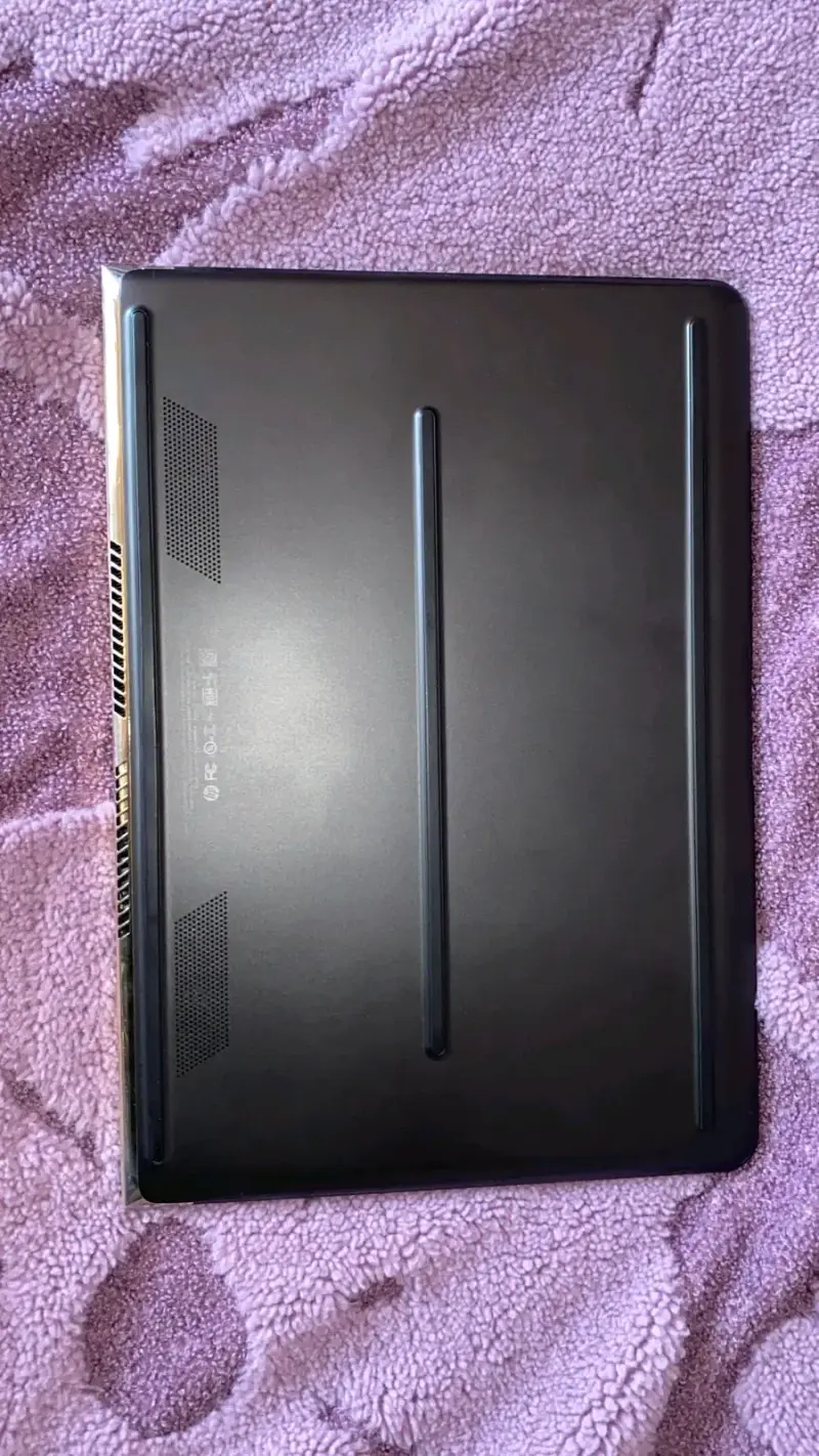 Laptop HP Spectre x360 en buen estado - 2