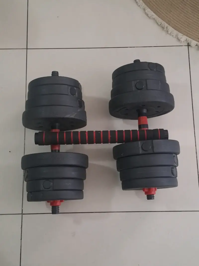 Pesas ajustables con barra para entrenamiento