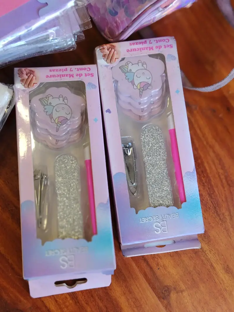 Set de Belleza Infantil Frozen y Princesas Disney - 4