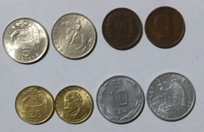 Colección de monedas antiguas variadas de Chile - 3