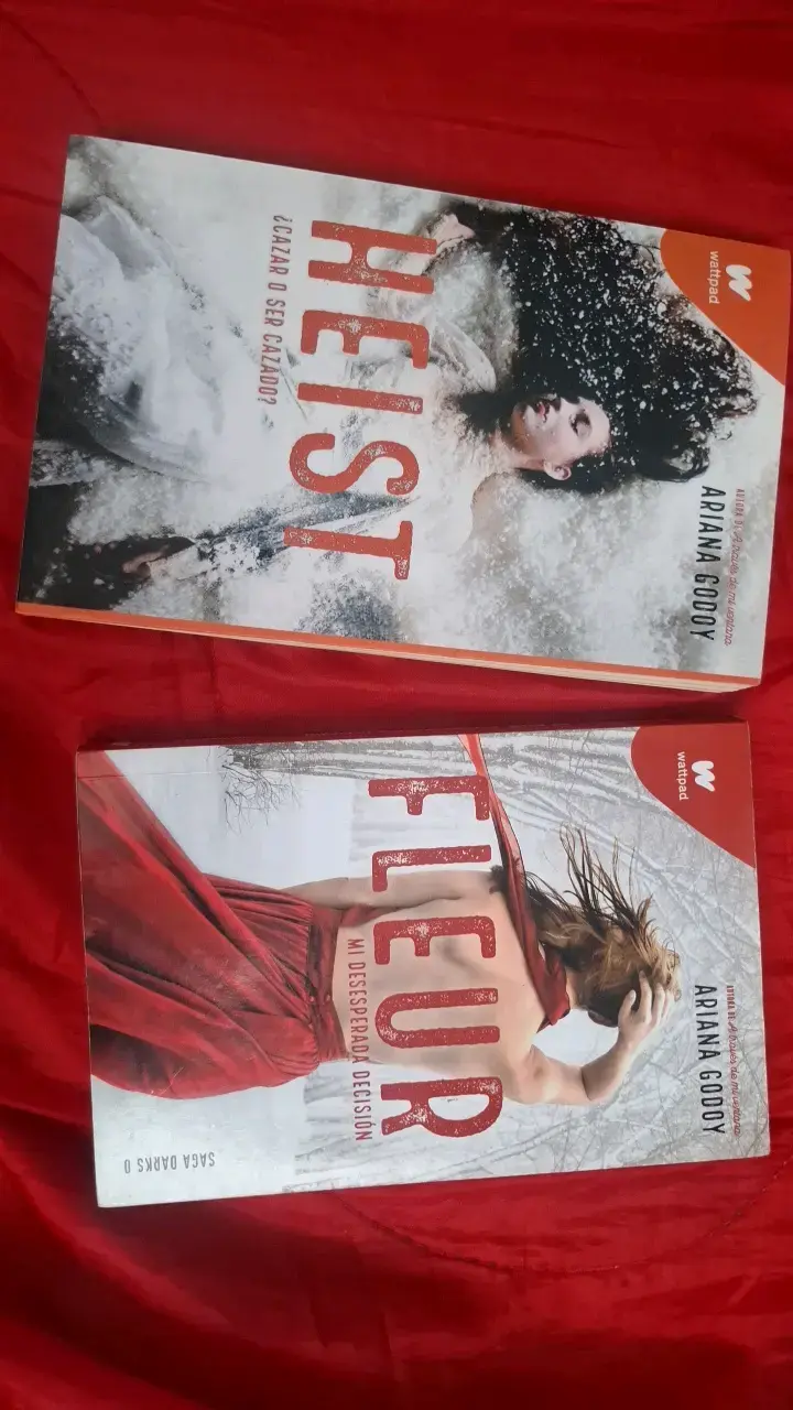 Libros 'Heist' y 'Fleur' de Ariana Godoy