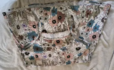 Vestido floral sin mangas para mujer - miniatura 2