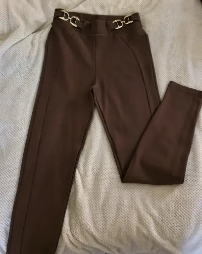 Pantalones marrones con detalle dorado Studio F - miniatura 1