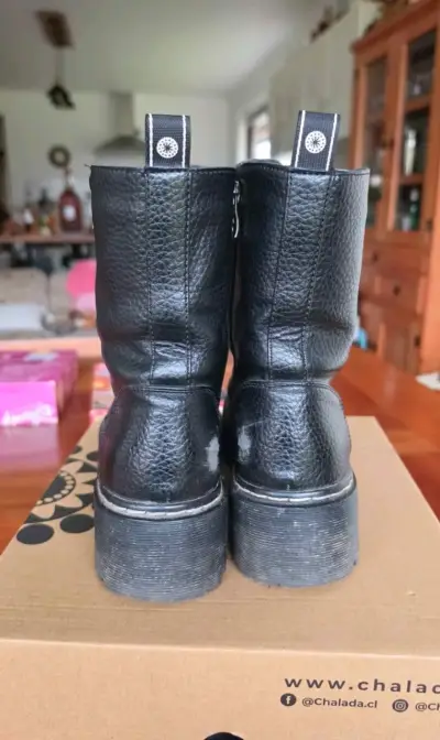 Botas negras de cuero con plataforma Chaladá - miniatura 3