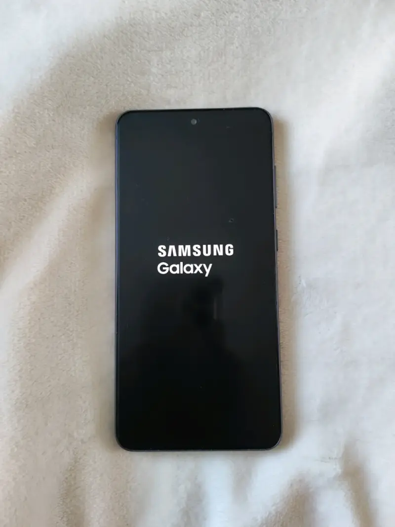 Samsung Galaxy S21 Fe en buen estado - 3