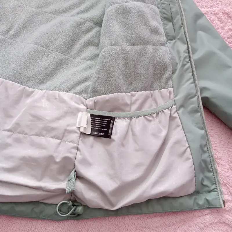 Chaqueta impermeable, con polar por dentro . - 5