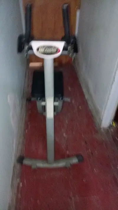 Máquina de ejercicios AbCoaster para abdominales - miniatura 2