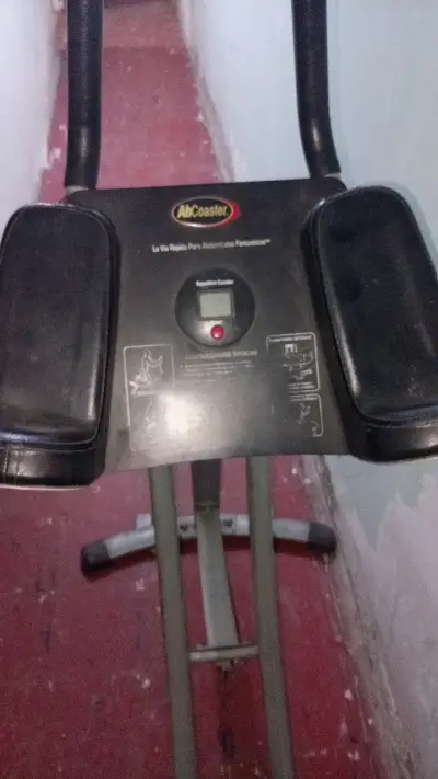 Máquina de ejercicios AbCoaster para abdominales - miniatura 3