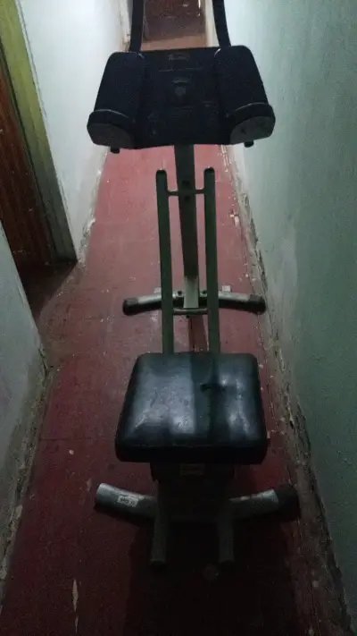 Máquina de ejercicios AbCoaster para abdominales - miniatura 6