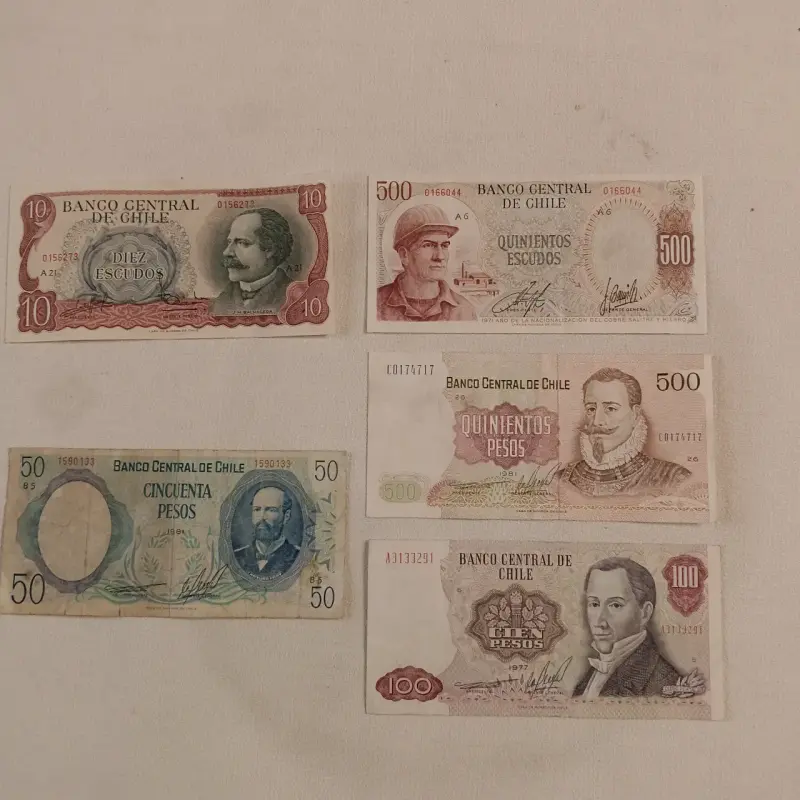 Billetes antiguos de Chile en buen estado - 3