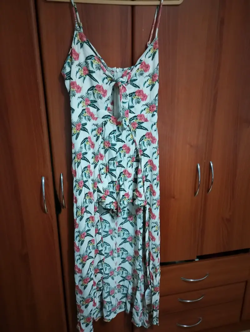 Vestido largo floral con tirantes - 1