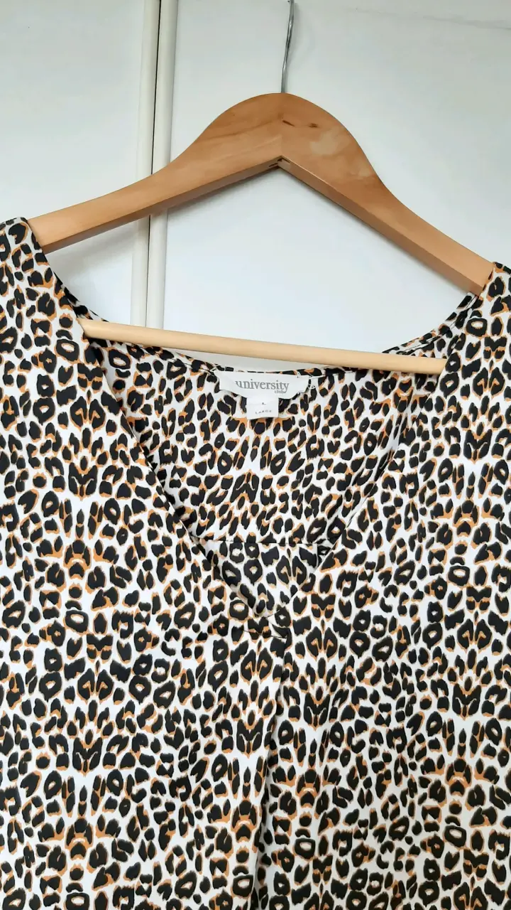 Polera University Club - 3