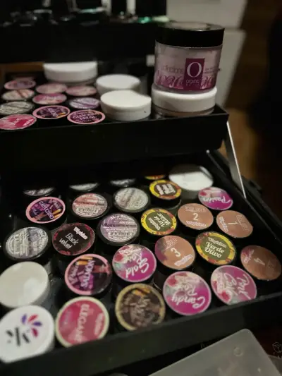 acrílicos para uñas - miniatura 1