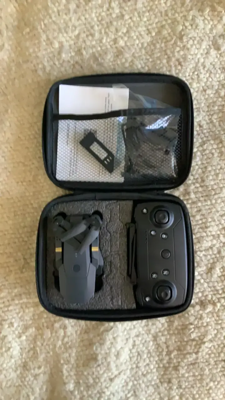 Drone plegable con control remoto y estuche - 3