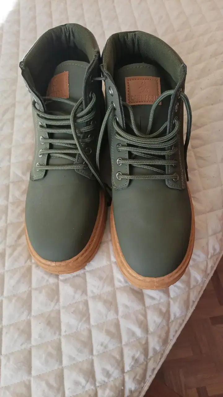 Botas verdes de hombre estilo casual - 2