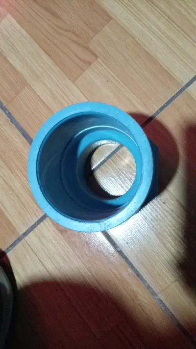 Adaptador de PVC azul para tuberías - miniatura 2