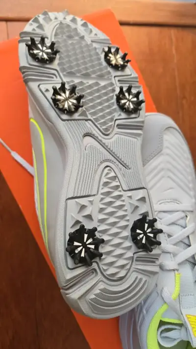 Zapatillas de golf Nike blancas con detalles verde - miniatura 2