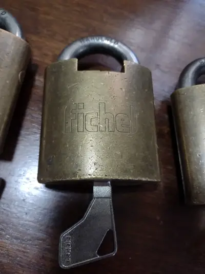 Candado de seguridad Fichet con llave - miniatura 2