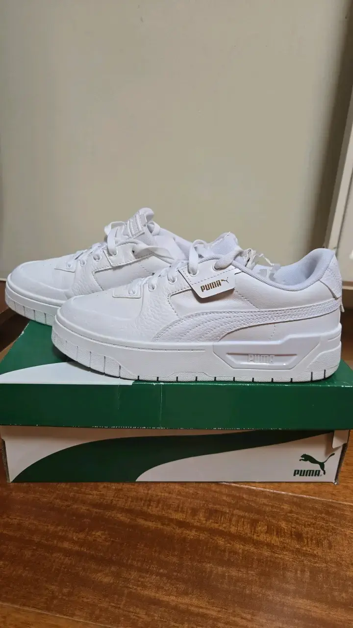 Zapatillas deportivas blancas Puma para mujer - 1