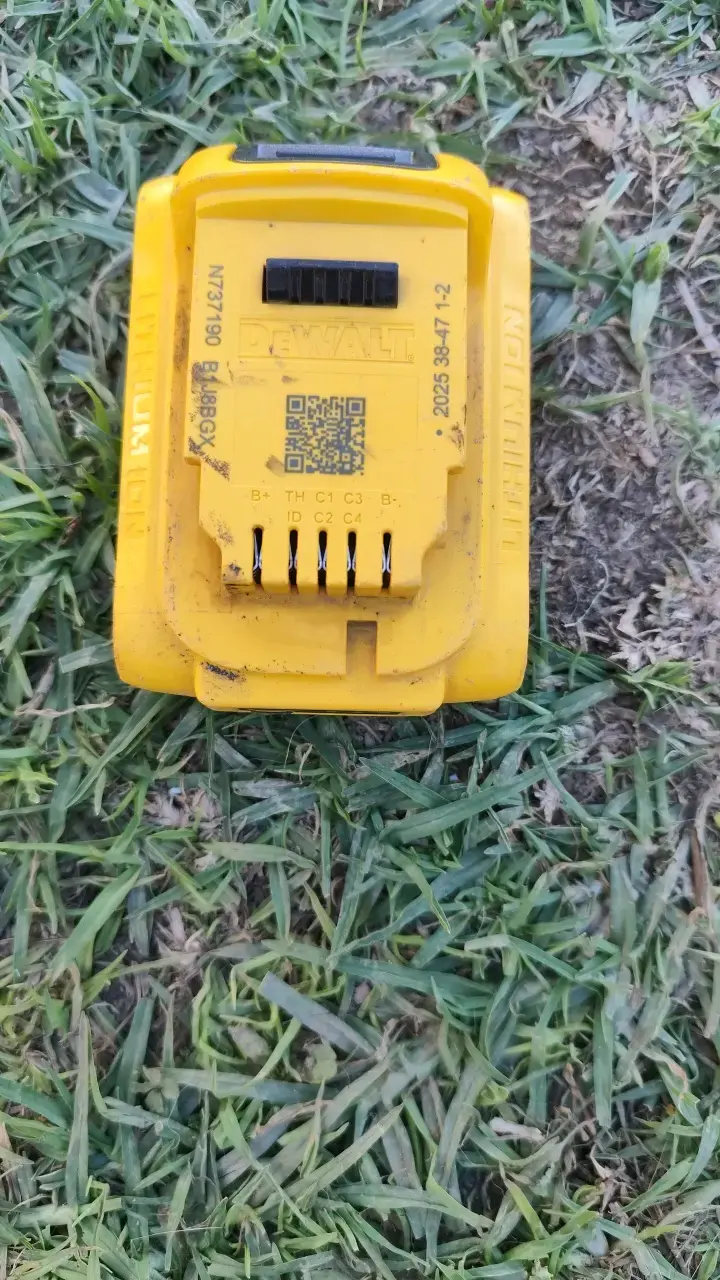 Batería DeWalt 20V 2Ah para herramientas eléctricas - 4