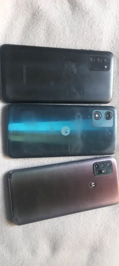 Lote de tres smartphones usados - miniatura 2
