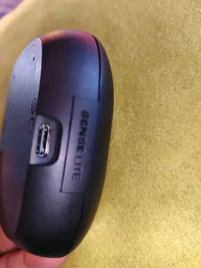 Auriculares inalámbricos JBL con estuche de carga - miniatura 2