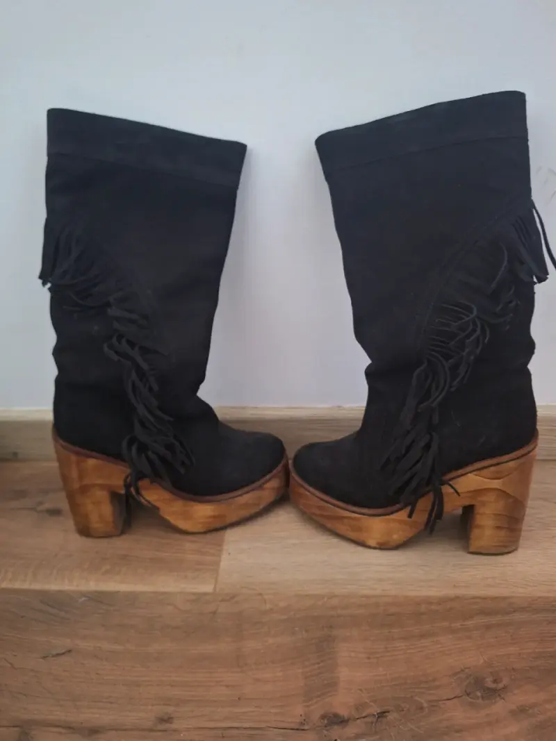 Botas exotica de cuero con plataforma de madera - 1