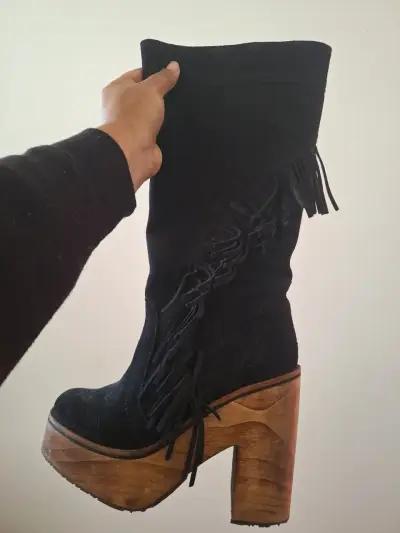 Botas exotica de cuero con plataforma de madera - miniatura 2